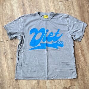 Diet Starts Monday Gray T-Shirt with Blue Graphic